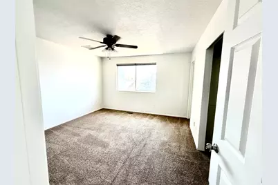 2239 N 1125 E, Layton, UT 84040 - Photo 14