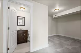 4884 W Yellow Topaz Dr, Herriman, UT 84096 - Photo 36