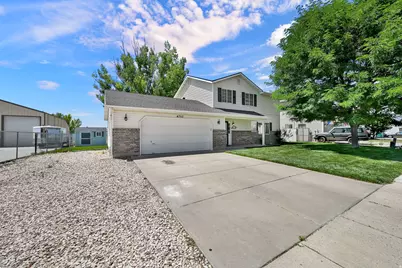 4753 S 4125 W, Roy, UT 84067 - Photo 8