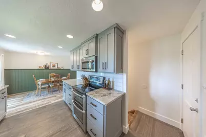 3082 W 5500 S, Roy, UT 84067 - Photo 12