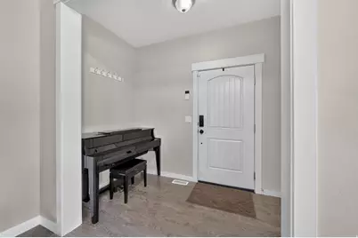 13067 S Plum Grove Ct, Herriman, UT 84096 - Photo 10