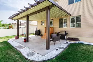 1156 S 1325 W, Clearfield, UT 84015 - Photo 4