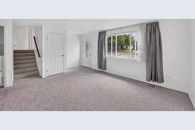505 Colonial Ave, Layton, UT 84041 - Photo 6