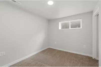 1296 W Gillespie Ave, Salt Lake City, UT 84104 - Photo 16