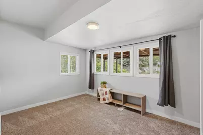 1296 W Gillespie Ave, Salt Lake City, UT 84104 - Photo 26