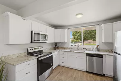 1296 W Gillespie Ave, Salt Lake City, UT 84104 - Photo 8