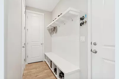 2304 W 70 N, Lehi, UT 84043 - Photo 12
