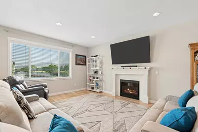 2304 W 70 N, Lehi, UT 84043 - Photo 4