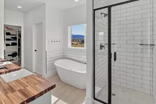 19668 N 5350 W, Plymouth, UT 84330 - Photo 36