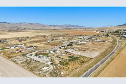19668 N 5350 W, Plymouth, UT 84330 - Photo 74