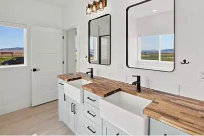 19668 N 5350 W, Plymouth, UT 84330 - Photo 38