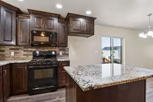 330 Granite Dr, Santaquin, UT 84655 - Photo 8