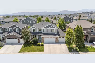 3781 W Tottori Dune Dr, South Jordan, UT 84009 - Photo 2