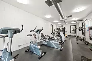 650 N 300 W, Salt Lake City, UT 84103 - Photo 16