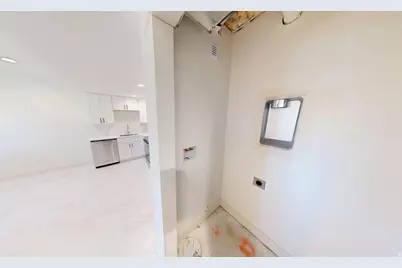 10718 S 580 E, Sandy, UT 84070 - Photo 38