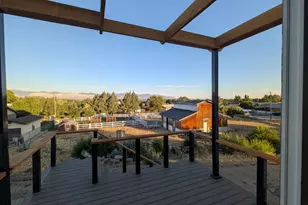 10718 S 580 E, Sandy, UT 84070 - Photo 30