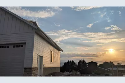 10718 S 580 E, Sandy, UT 84070 - Photo 10