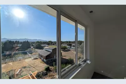 10718 S 580 E, Sandy, UT 84070 - Photo 16