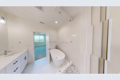 10718 S 580 E, Sandy, UT 84070 - Photo 20