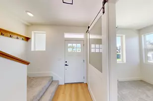10718 S 580 E, Sandy, UT 84070 - Photo 14