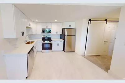 10718 S 580 E, Sandy, UT 84070 - Photo 34