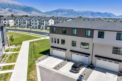526 S 900 W, American Fork, UT 84003 - Photo 4