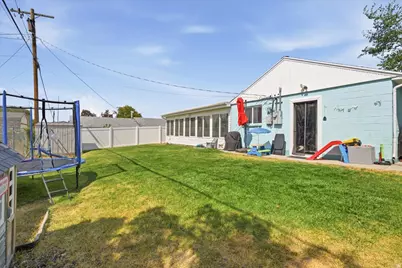 270 S 360 W, Tooele, UT 84074 - Photo 6