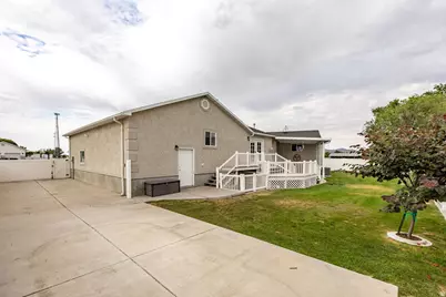 980 W 520 N, Tremonton, UT 84337 - Photo 24
