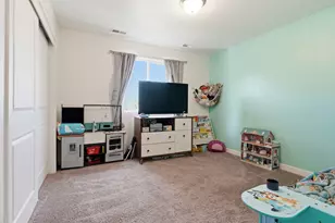 3856 S 2915 W, West Haven, UT 84401 - Photo 18