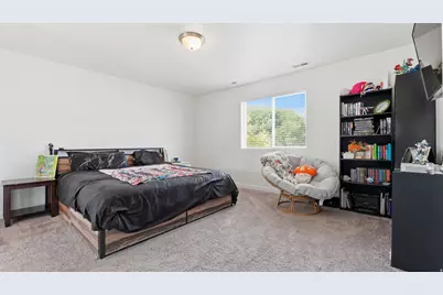 3856 S 2915 W, West Haven, UT 84401 - Photo 18