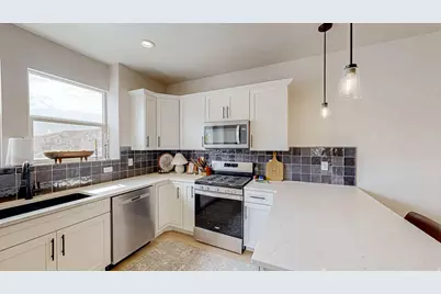 989 N Wayne Dr, Saratoga Springs, UT 84045 - Photo 6