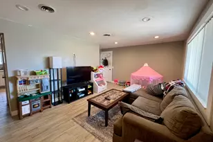 5412 W Colter Dr S, Kearns, UT 84118 - Photo 8