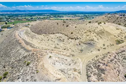 4355 W 1500 N, Vernal, UT 84078 - Photo 2