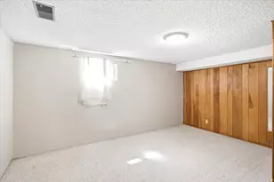 2028 W 5125 S, Roy, UT 84067 - Photo 16