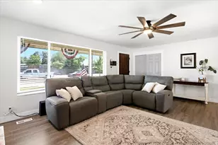 2028 W 5125 S, Roy, UT 84067 - Photo 4