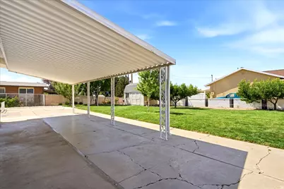 2028 W 5125 S, Roy, UT 84067 - Photo 20