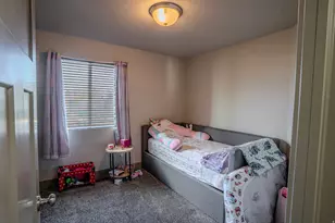 325 W 160 N, Clearfield, UT 84015 - Photo 12