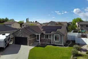 325 W 160 N, Clearfield, UT 84015 - Photo 2