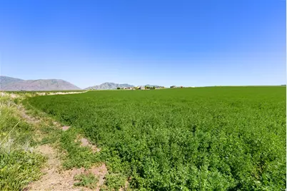 2695 W 6400 S #7, Wellsville, UT 84339 - Photo 12