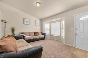 5762 W Chambre Dr S, Salt Lake City, UT 84118 - Photo 4