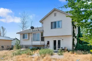 5762 W Chambre Dr S, Salt Lake City, UT 84118 - Photo 20