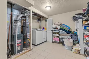 5762 W Chambre Dr S, Salt Lake City, UT 84118 - Photo 14