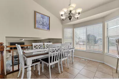5762 W Chambre Dr S, Salt Lake City, UT 84118 - Photo 6