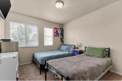 5762 W Chambre Dr S, Salt Lake City, UT 84118 - Photo 18