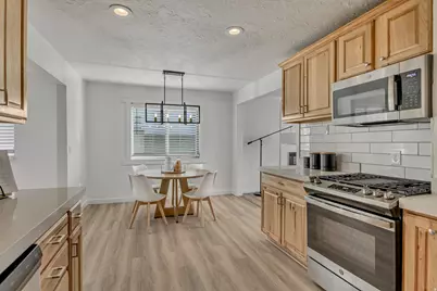 1119 E 10600 S, Sandy, UT 84094 - Photo 12