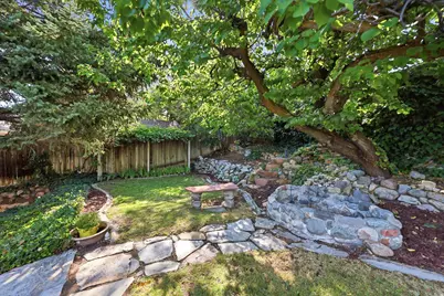 2336 Cavalier Dr, Cottonwood Heights, UT 84121 - Photo 30