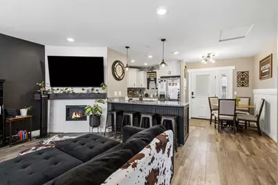 697 W 3 O'Clock Dr S, Tooele, UT 84074 - Photo 8