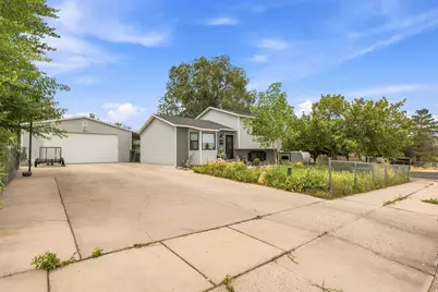 697 W 3 O'Clock Dr S, Tooele, UT 84074 - Photo 4