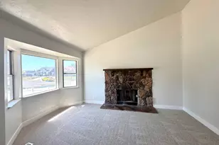 2607 S Twain Dr, Magna, UT 84044 - Photo 4