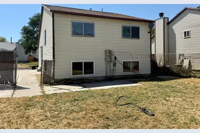 2607 S Twain Dr, Magna, UT 84044 - Photo 16